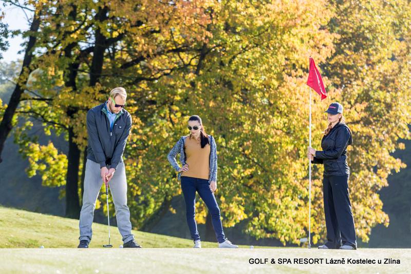 Golfová akademie a tréninkové plochy v Kostelci