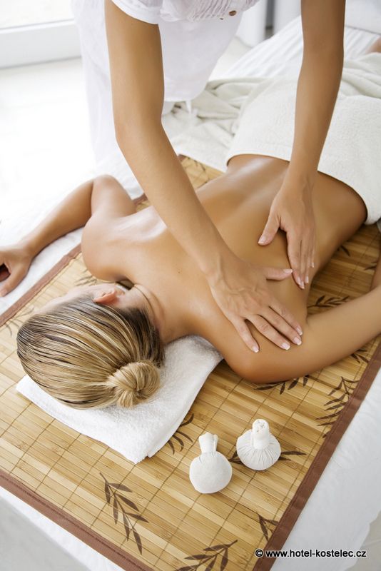 Relaxační masáž Jojoba v Hotelu Lázně Kostelec